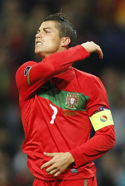 成功捧起冠 成功捧起冠