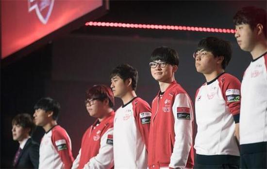 一支升班马 一支升班马